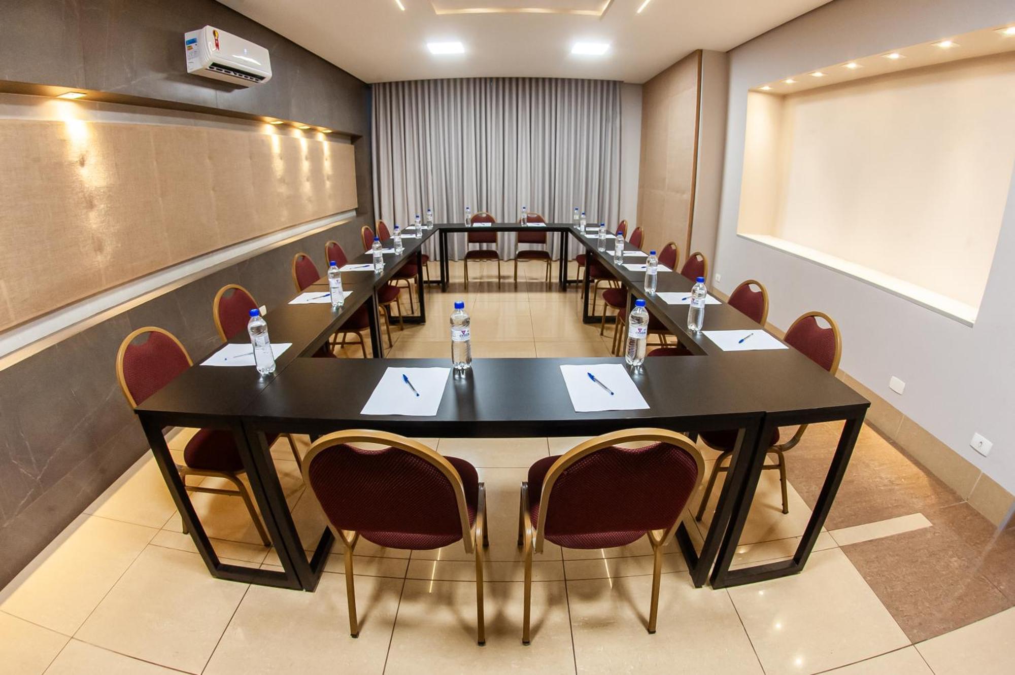 Hotel London 3*